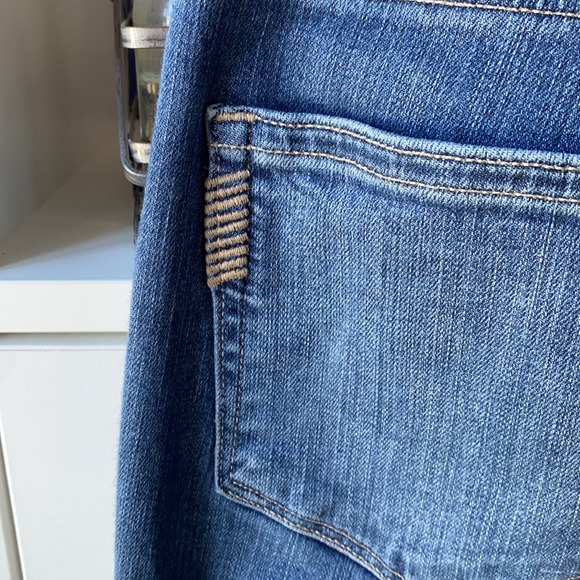 PAIGE Skinny Jeans - Picture 6 of 7